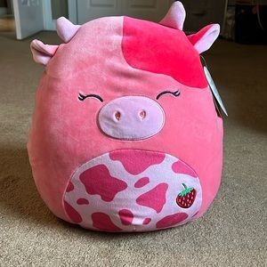 Calynda Squishmallow